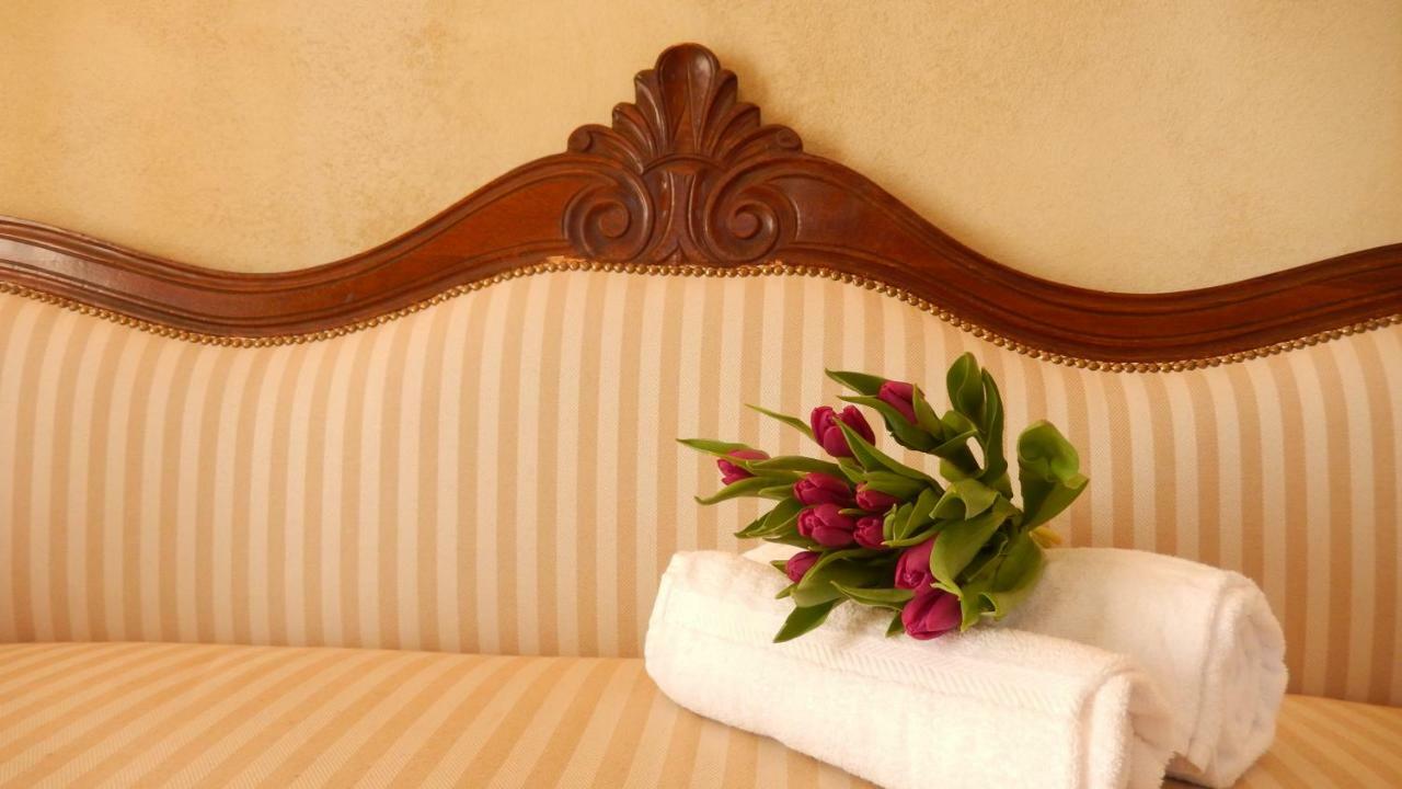 White Lilac Romantic B&B - Adults Only Arona Exterior foto